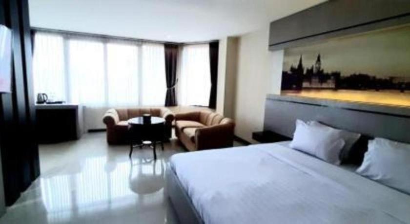 Alexander Hotel Tegal Dış mekan fotoğraf